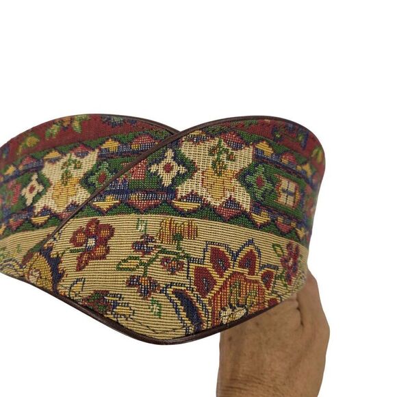 Vtg Womens Victorian Revival Belt Sz S Statement Regal‎ Tapestry Renaissance
